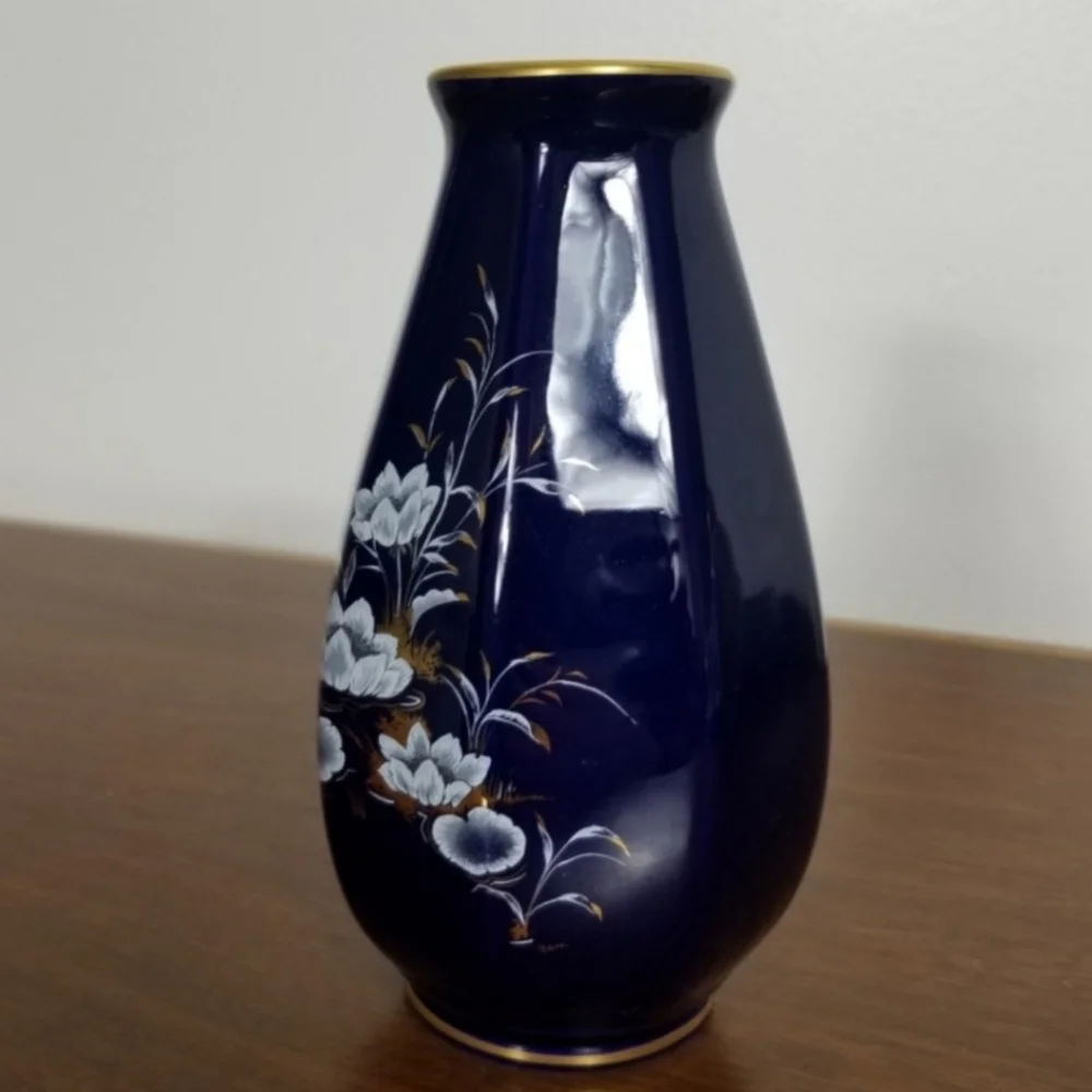 Bleu de Four Limoges Hand Painted Small Faceted Gold Rimmed Porcelain Vase
